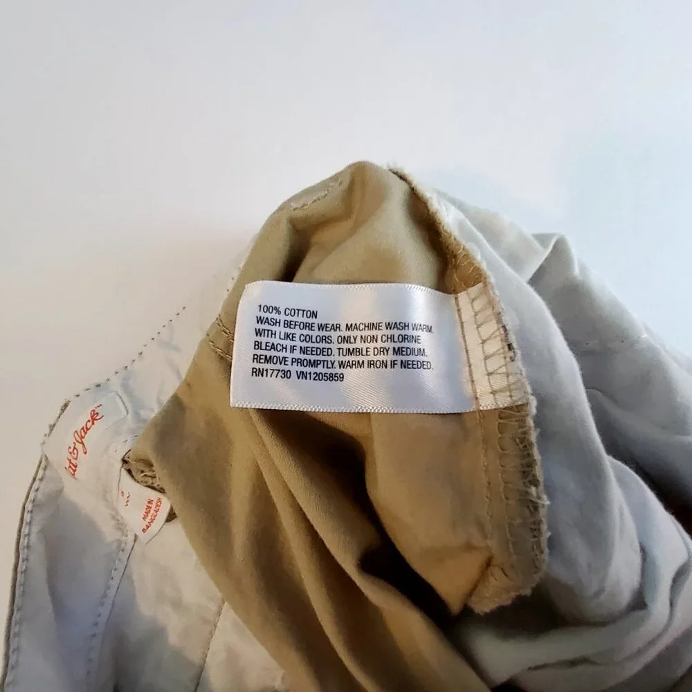 Cat & Jack Boys Beige Cotton Adjustable Waist Shorts Size 6 button-zip closure - Picture 7 of 9